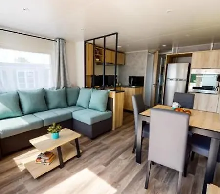 Mobil-home Panoramique Climatisé Bord De Dans 5 étoiles Torreilles